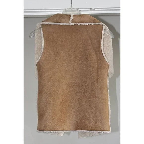 Sanctuary Brand - Women's Faux Shearling Reversible Vest, One Size Fits Most - Picture 4 of 7